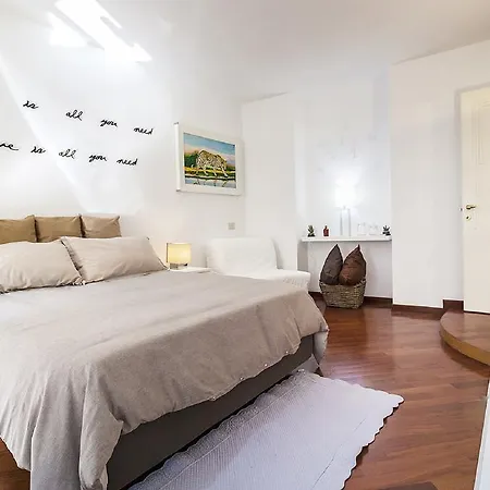 Hemeras Boutique Homes - Super Central Design شقة ميلان