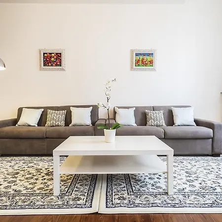 Hemeras Boutique Homes - Super Central Design ميلان