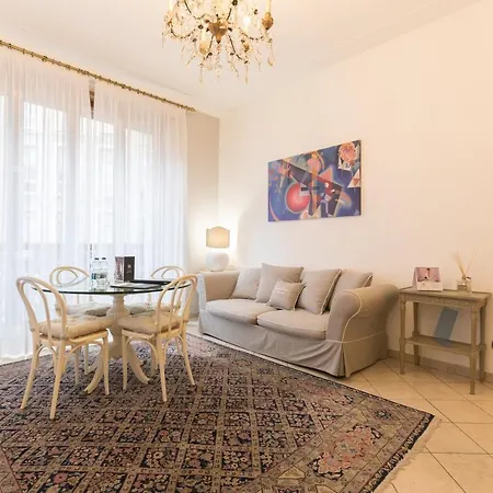 Hemeras Boutique Homes - Super Central Design شقة ميلان
